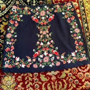 Embroidered mini skirt